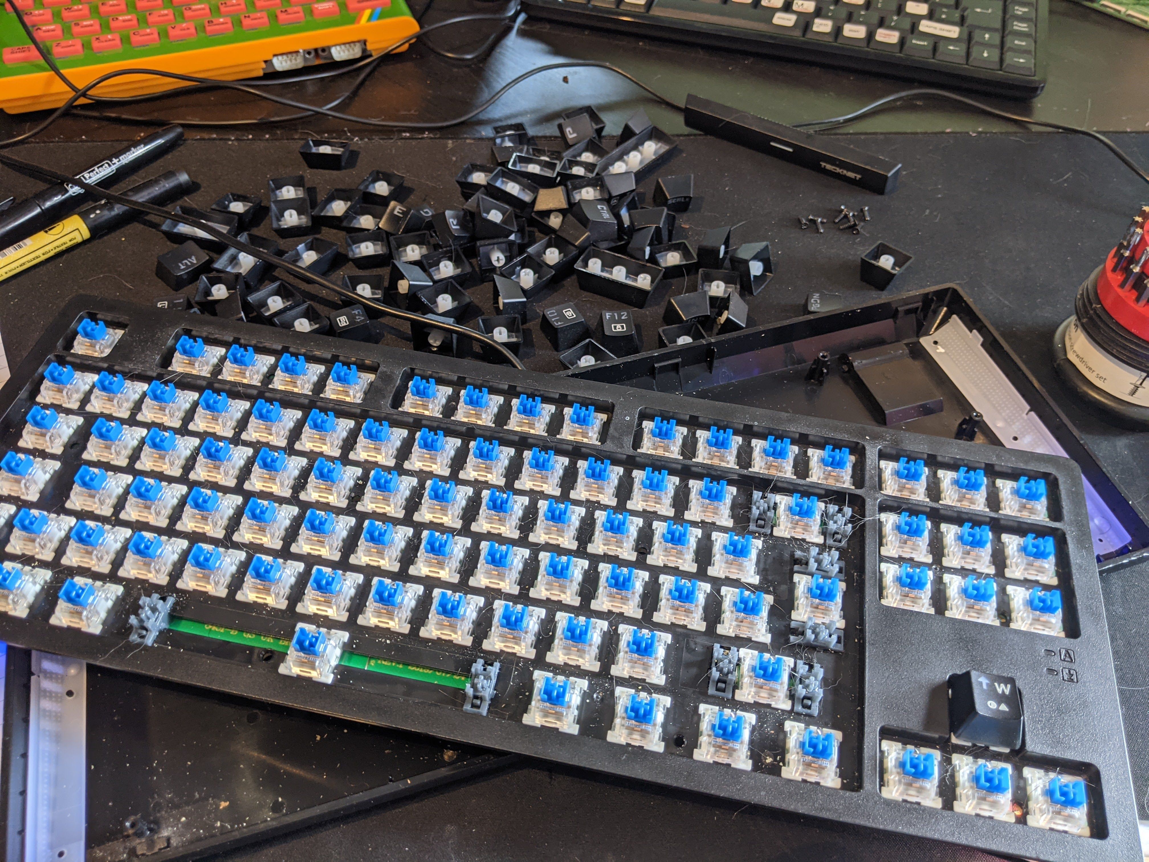 Tecknet mechanical keyboard with all keys removed